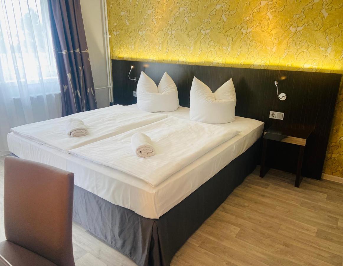 Hotel 22 Dessau-Rosslau Екстериор снимка