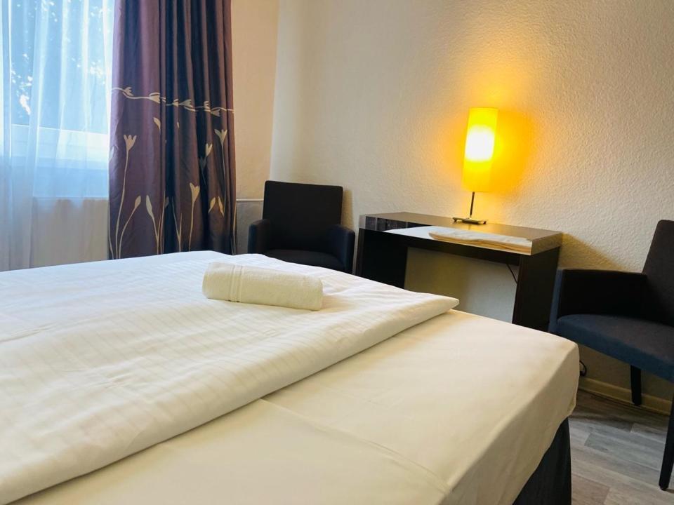 Hotel 22 Dessau-Rosslau Екстериор снимка