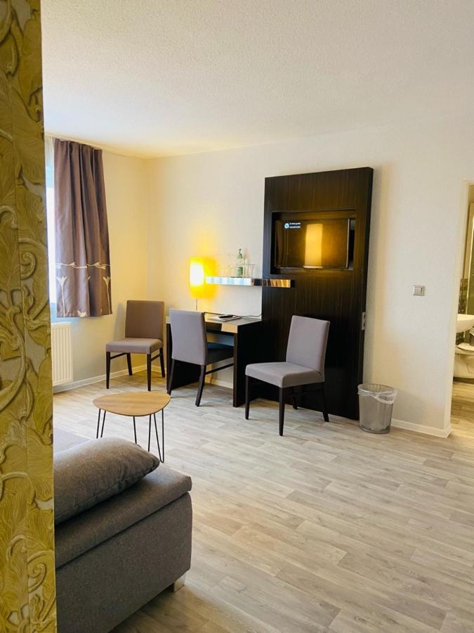Hotel 22 Dessau-Rosslau Екстериор снимка
