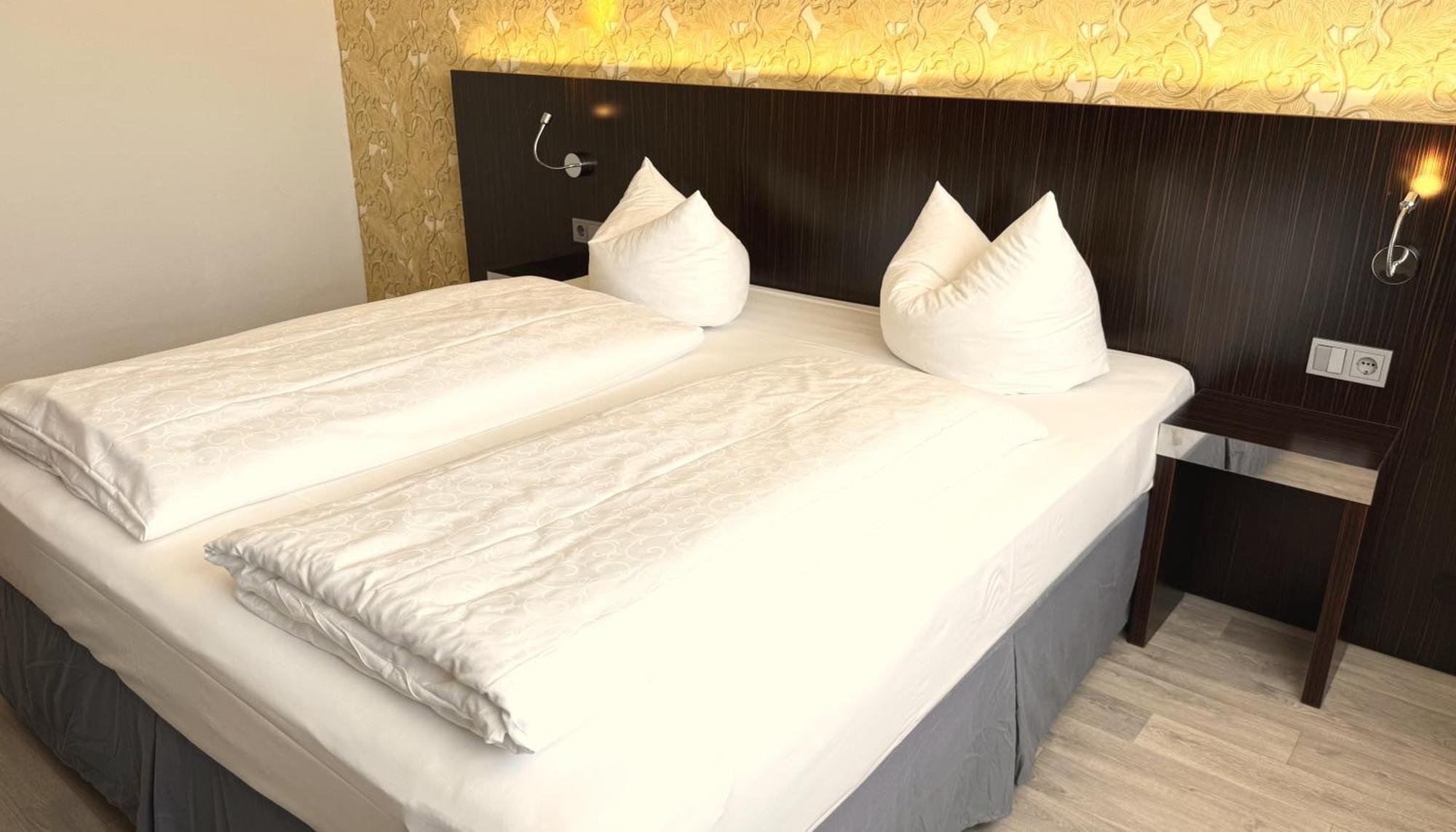 Hotel 22 Dessau-Rosslau Екстериор снимка